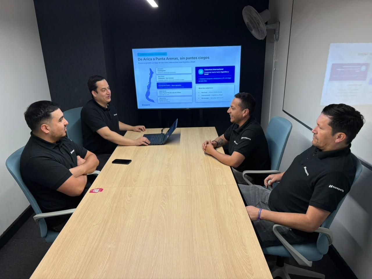 Nowports Chile ground team in a planning meeting